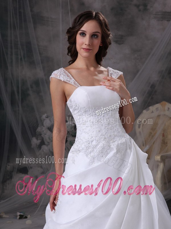 White Square Court Train Elegant Wedding Dresses with Embroidery